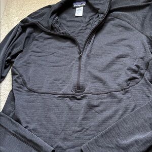 Patagonia women’s Lightweight 1/4 zip